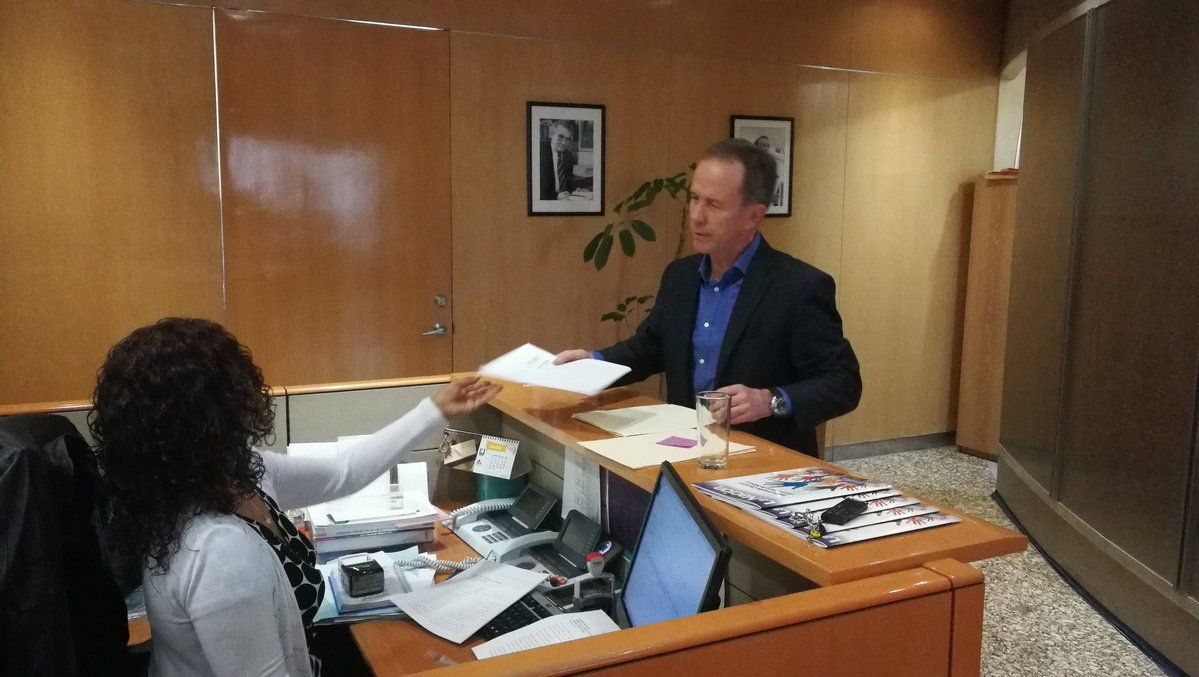 Luege Tamargo presenta su renuncia al PAN