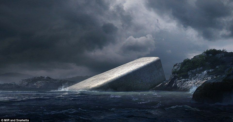 El primer restaurante submarino en Europa