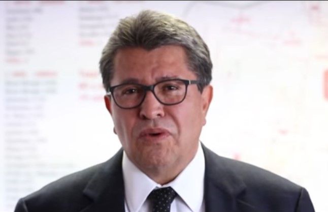 Mantengo mi aspiración de gobernar la Ciudad de México: Monreal