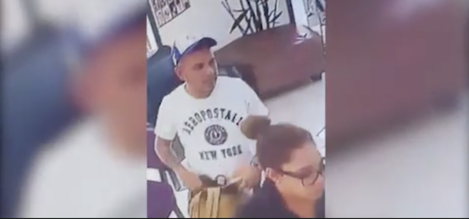 #Video Asaltan estética con arma de fuego en Monterrey