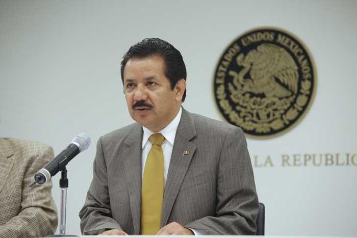 Supongo que la remoción de Santiago Nieto fue por orden presidencial: Luis Sánchez