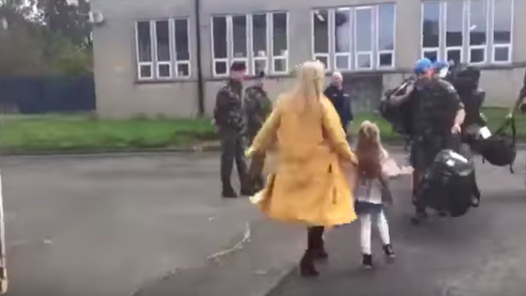 #Video Familiares reciben a soldado tras misión de paz en Siria