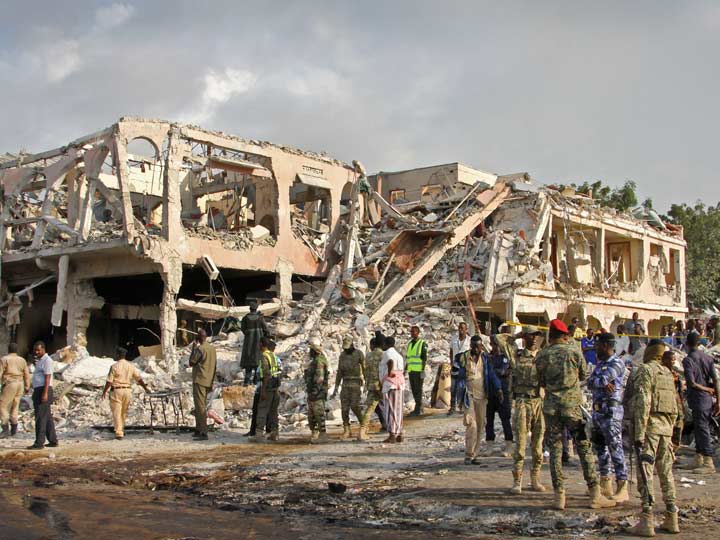Tres explosiones en Somalia dejan 13 muertos y 16 heridos - somalia-2