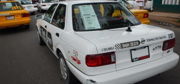 Taxista agrede a mujer por no traer cambio en Tabasco Taxista agrede a mujer por no traer cambio en Tabasco