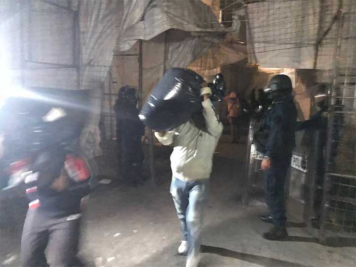 Decomisan ropa pirata en Tepito - tepis