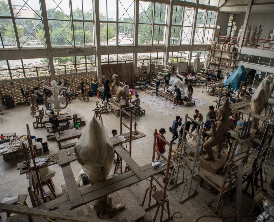 El funeral de los 90 millones de dólares - thailand-artesanos-panoramica-e1508955726902