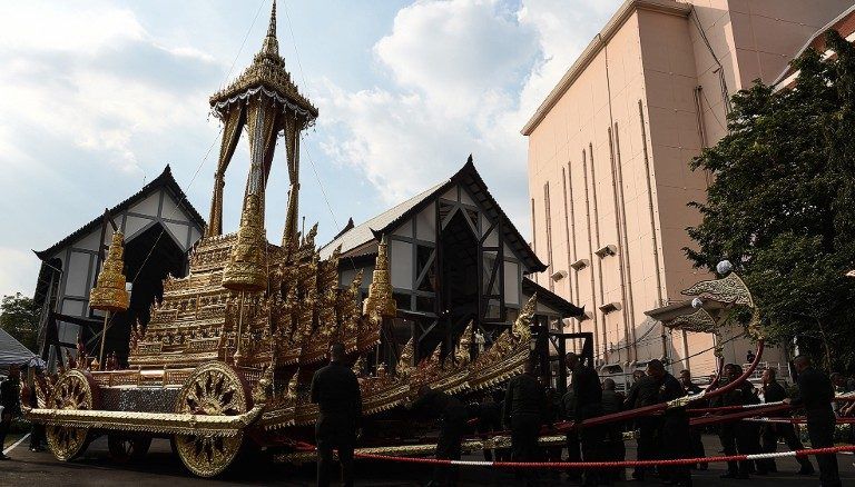 El funeral de los 90 millones de dólares - thailand-carruaje-real-e1508955774279