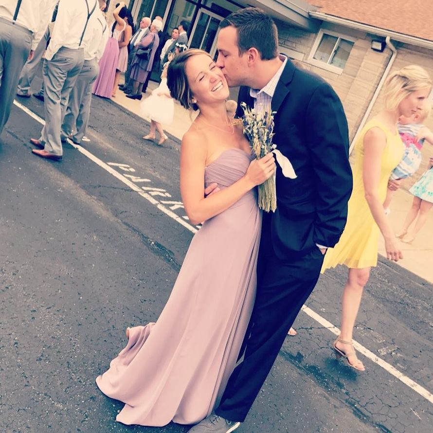 Milagrosa recuperación de víctima de tiroteo en Las Vegas - tina-frost-novio