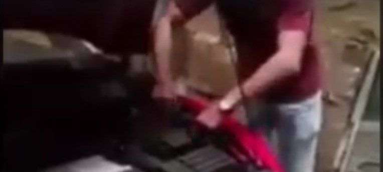 #Video Bastaron 20 segundos para robar computadora de auto