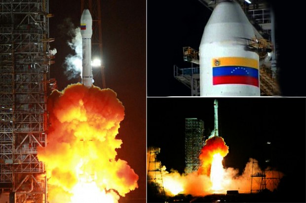 Venezuela lanza su tercer satélite en China