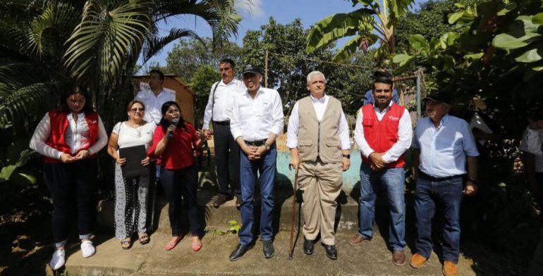 Entregan apoyos económicos en Chiapas tras sismo