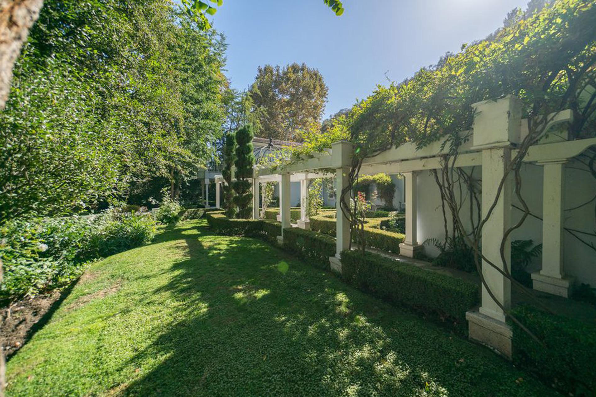 #Fotos Serena Williams pone su mansión a la venta - www.infobae.com_5d2f_mansion-de-SERENA-WILLIAMS-SF-11