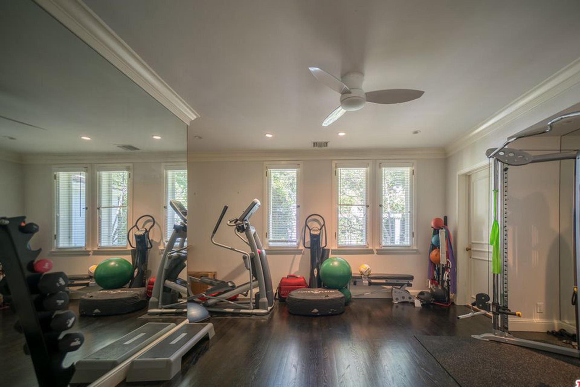 #Fotos Serena Williams pone su mansión a la venta - www.infobae.com_aadd_mansion-de-SERENA-WILLIAMS-SF-18