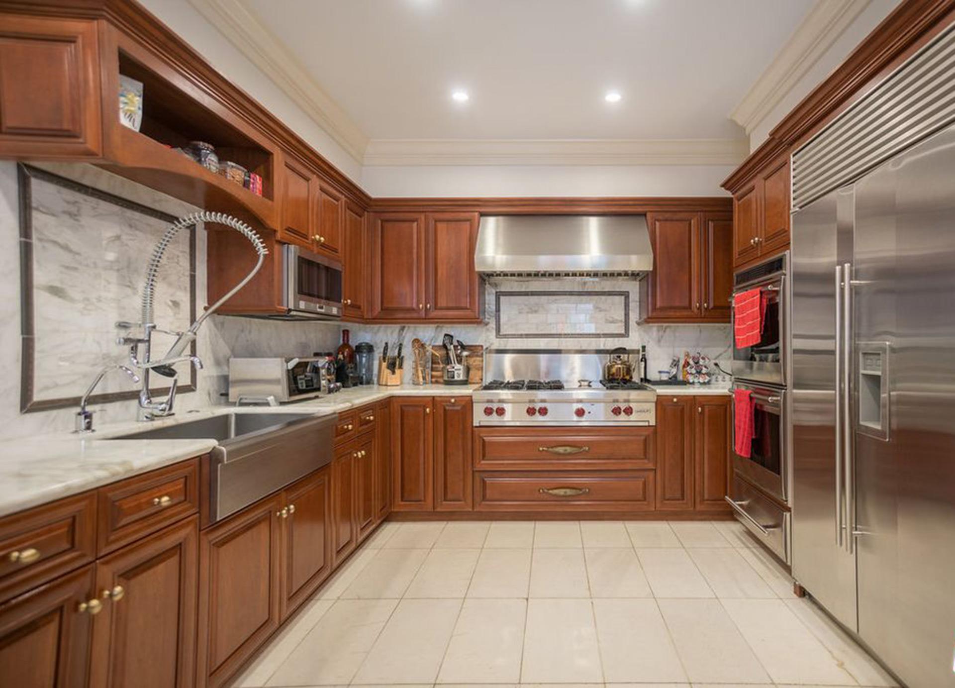 #Fotos Serena Williams pone su mansión a la venta - www.infobae.com_b0c4_mansion-de-SERENA-WILLIAMS-SF-4