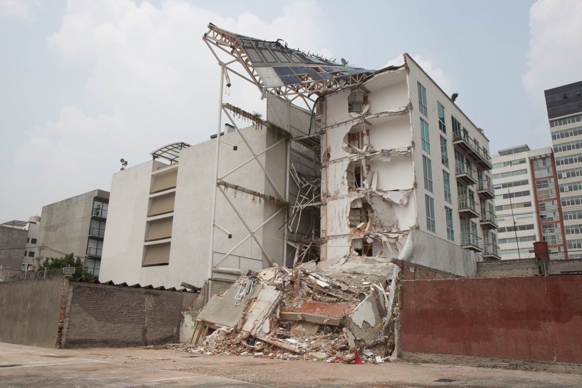 Deudos de Zapata 56 exigen detención de dueños de la constructora - zapata-56-2