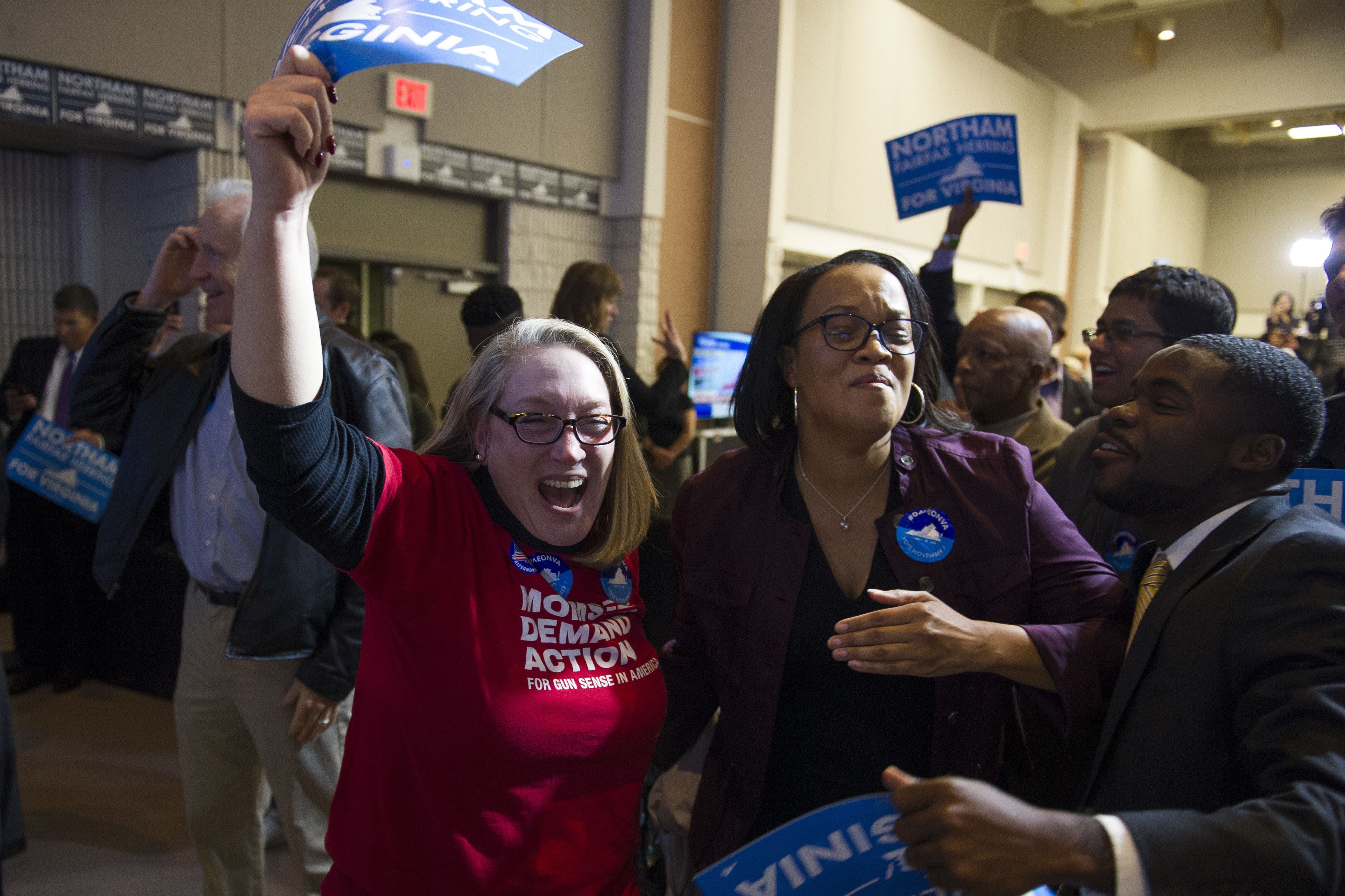 Demócratas ganan gobernaturas de Virginia y Nueva Jersey