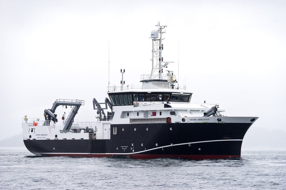 Destituyen a jefe de la Armada argentina por submarino