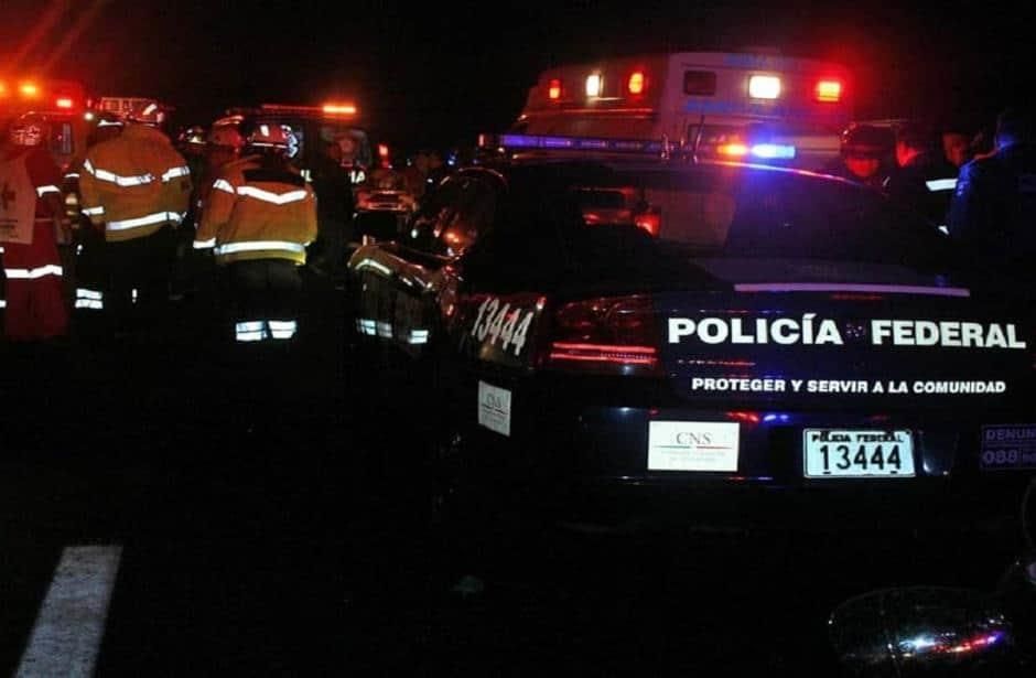 Mujer pide auxilio a familiar antes de morir en accidente carretero