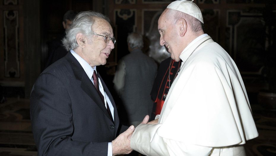 El Papa pide un mundo libre de armas atómicas - Adolfo-Pérez-Esquivel-Papa-Francisco