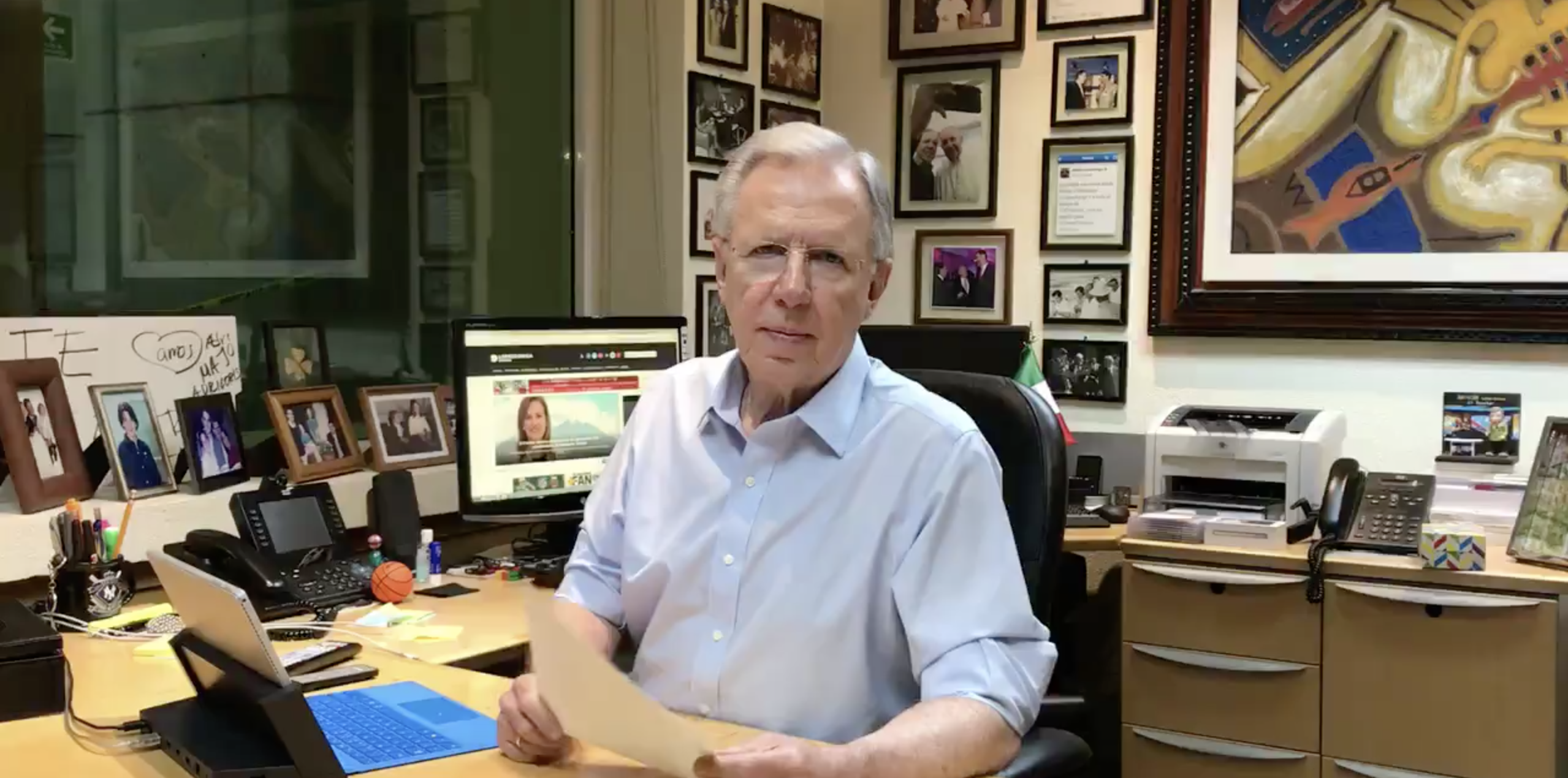 Intolerancia en la sede del INE Intolerancia en la sede del INE