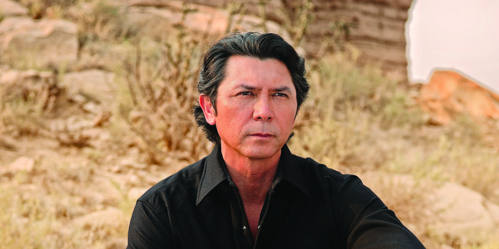 Detienen a Lou Diamond Phillips por conducir ebrio en Texas