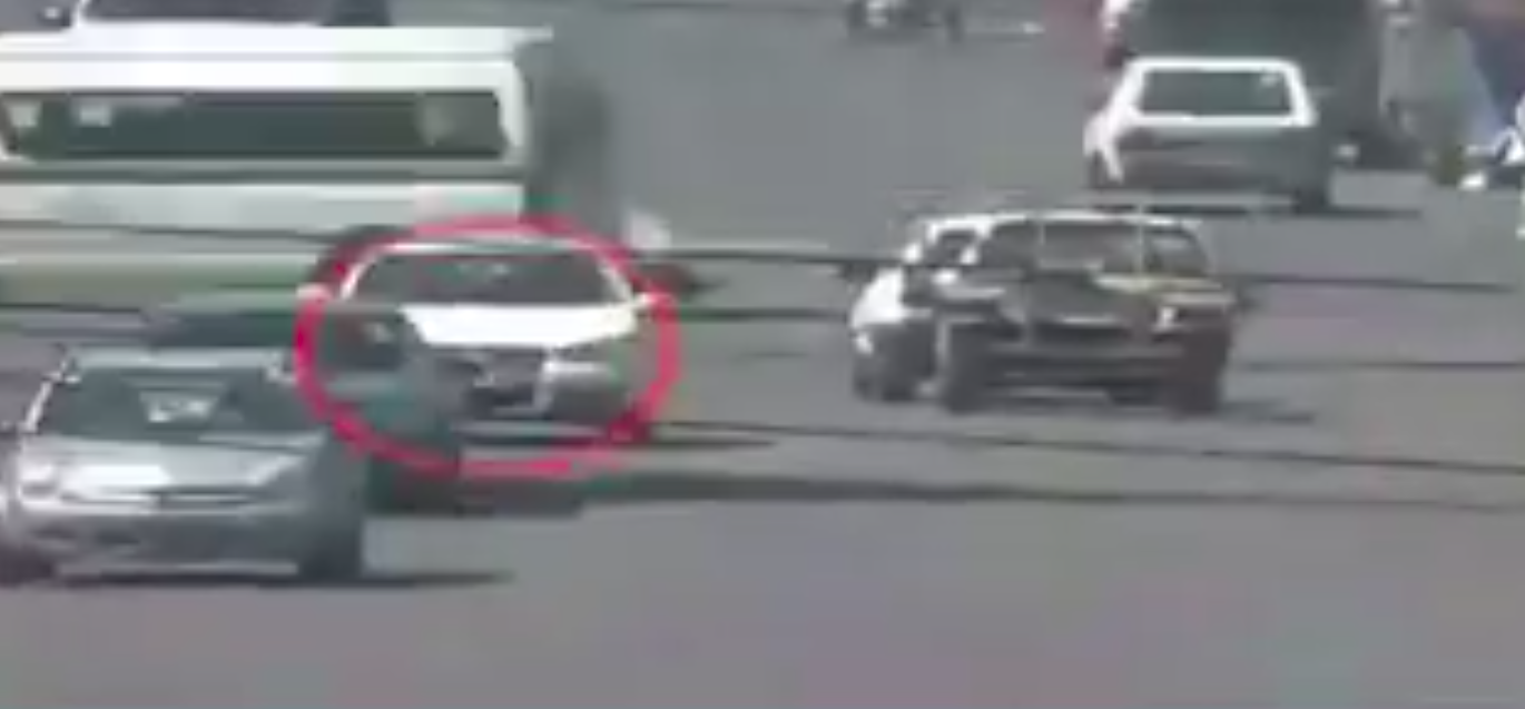 Detienen a tres por robo a cuentahabiente