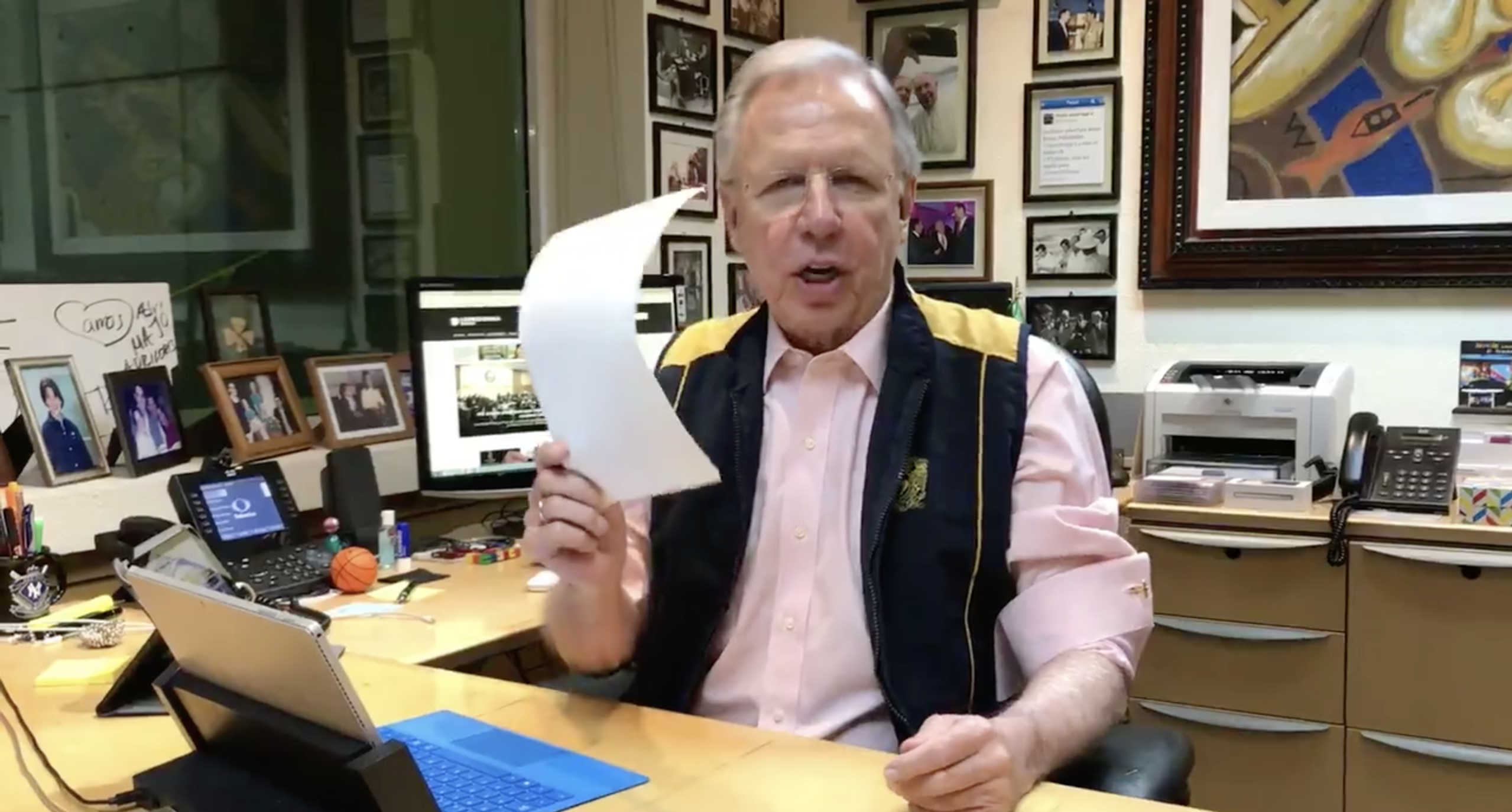 Auxiliares de independientes, una firma por día; así imposible Auxiliares de independientes, una firma por día; así imposible