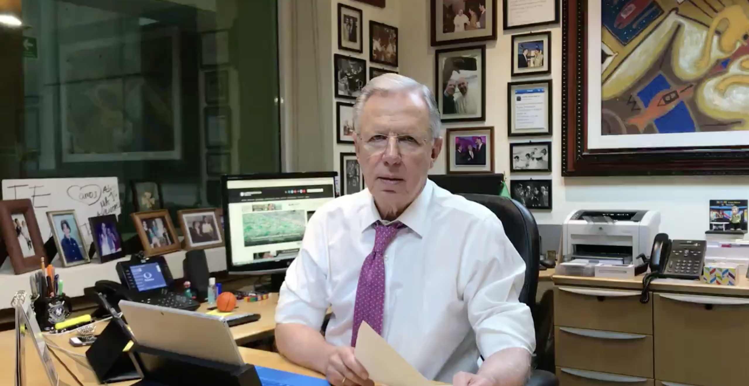 Monreal se queda en Morena. Hoy el reencuentro con AMLO Monreal se queda en Morena. Hoy el reencuentro con AMLO