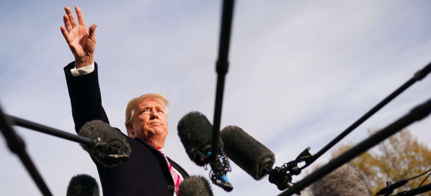 Trump aprovecha Día de Acción de Gracias para recordar construcción del muro