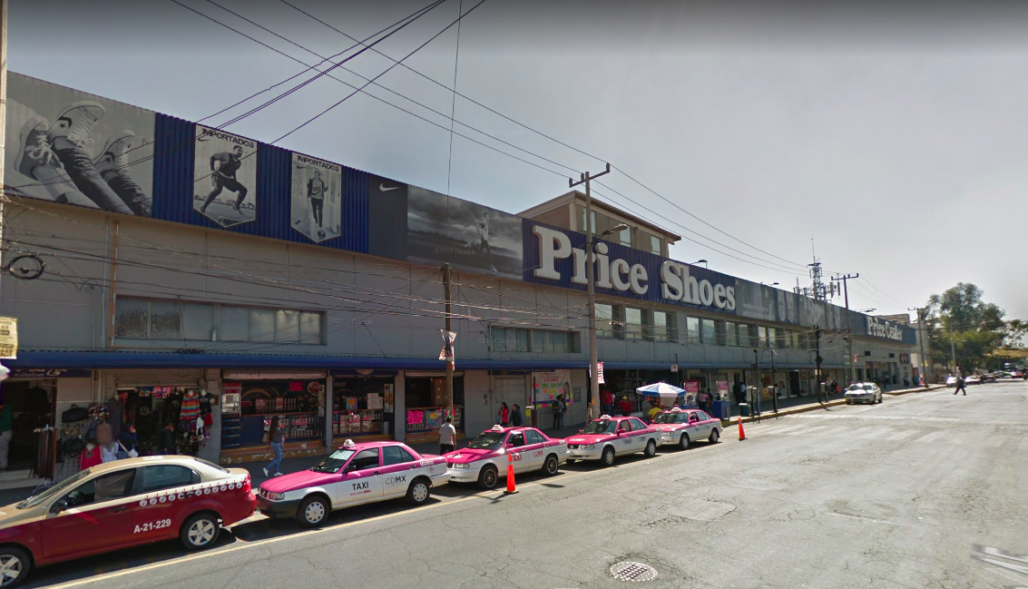 Detienen a mujer que robó zapatos en Price Shoes