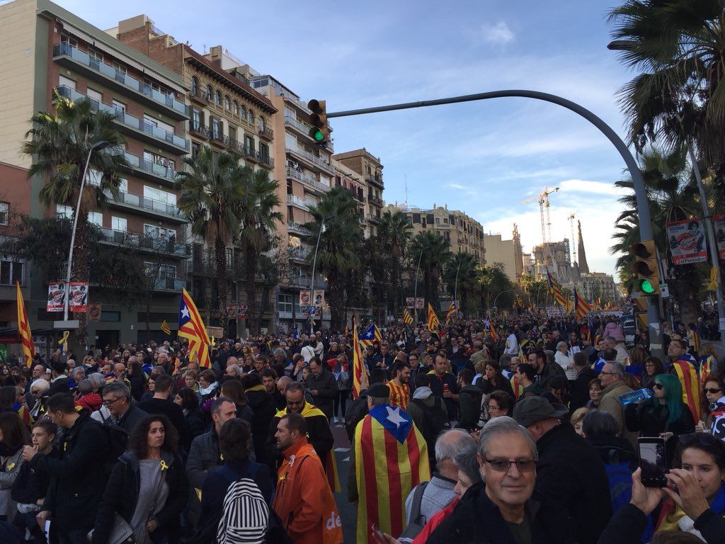 Pide Cataluña libertad de separatistas encarcelados - Cataluña-3