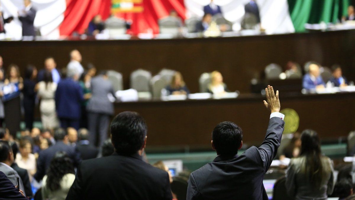 Aprueban consulta popular para mando mixto