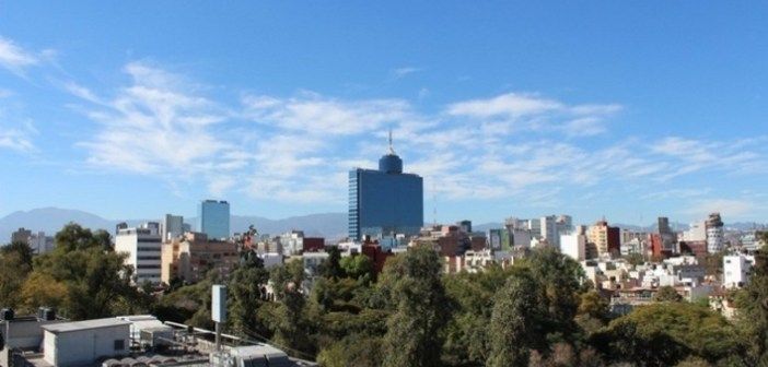 Cielo medio nublado para la mayor parte del país