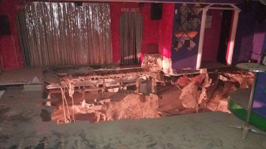 Derrumbe de piso en discoteca de España deja al menos 40 heridos