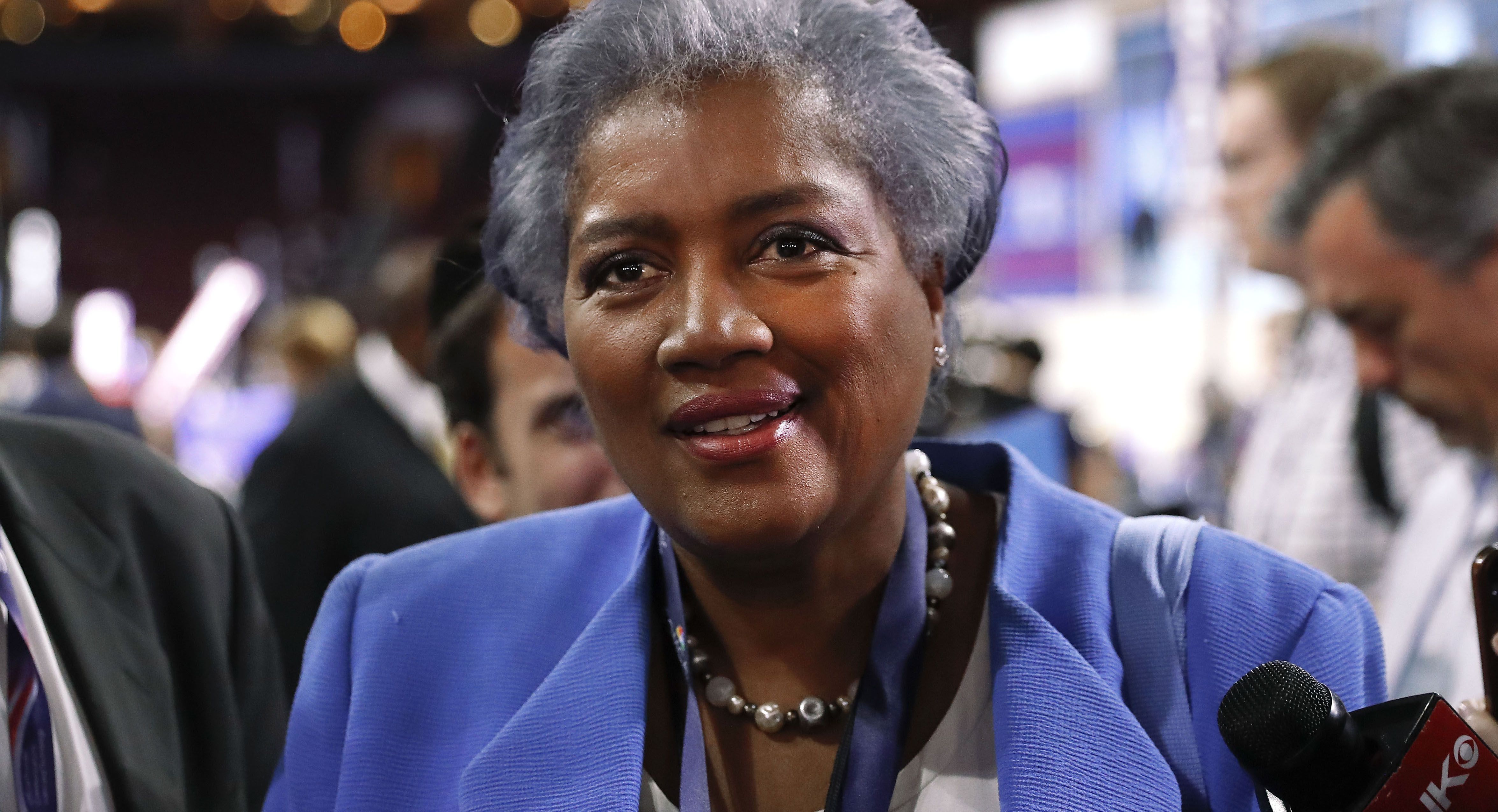 Ex presidenta de Comité Demócrata acusa a campaña de Clinton - Donna-Brazile
