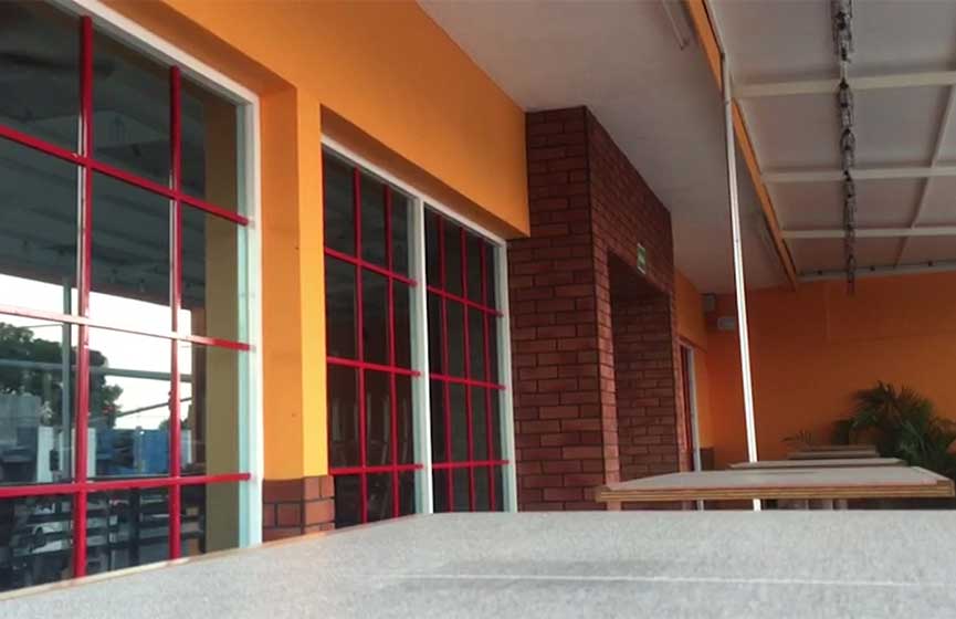 Decenas de personas se intoxican tras comer en restaurante en Tepic - Happy-Sumo-Tepic-intoxicados-3