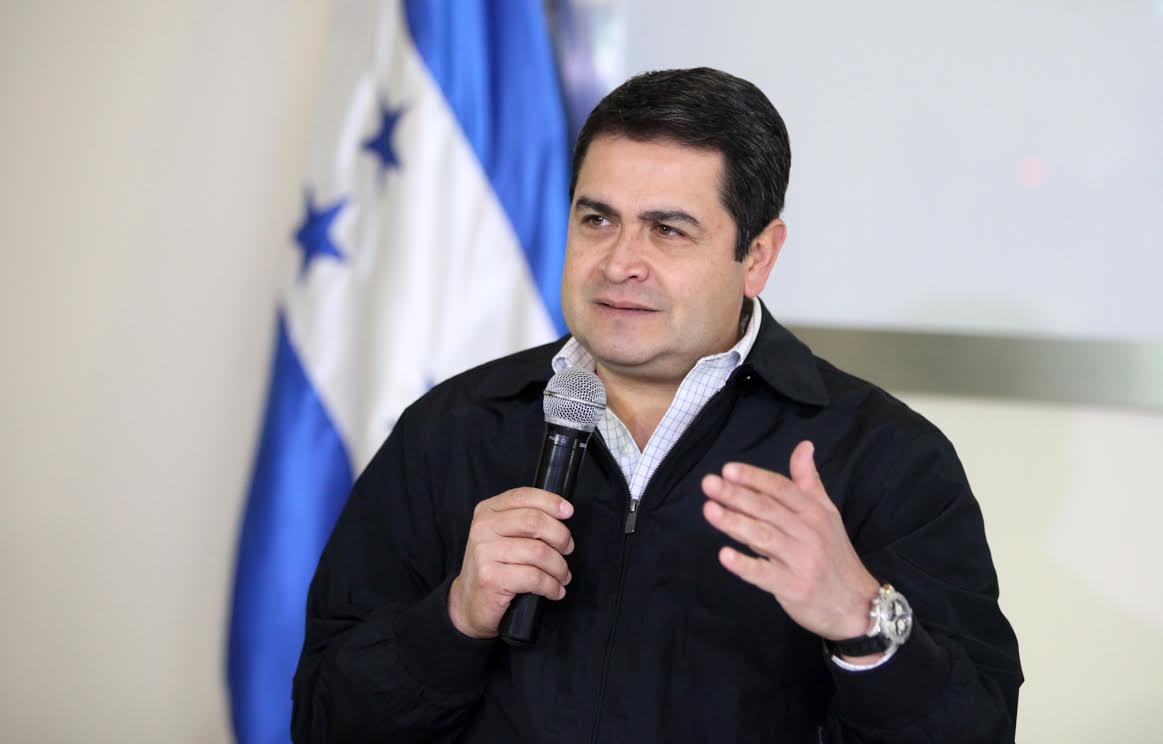 Cuestionado intento de reelección empaña comicios en Honduras: Zovatto