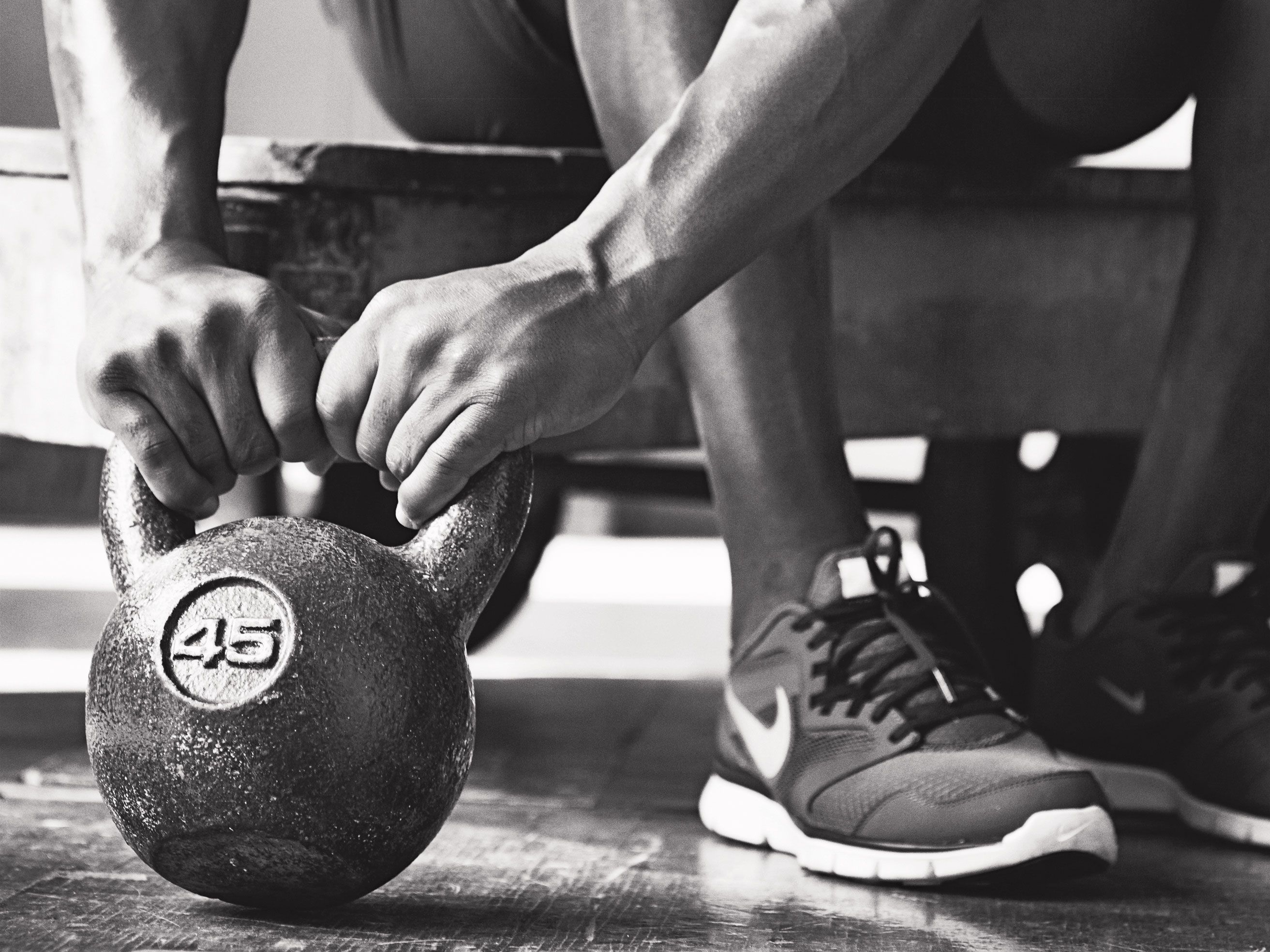 Kettlebell: La pesa rusa o balón campana - Kettlebells