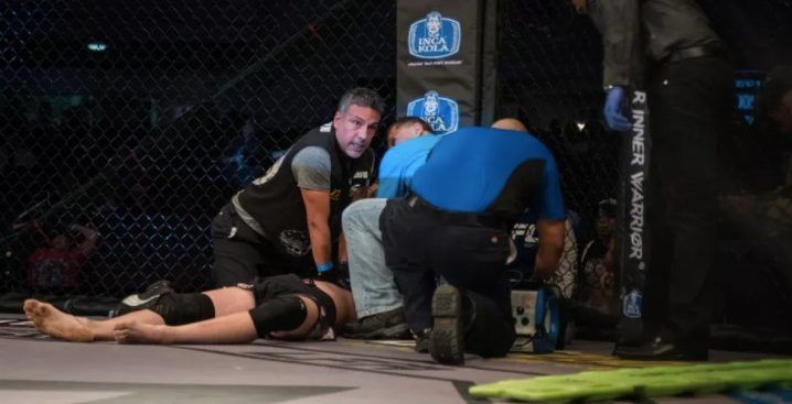 Luchador de MMA sufre paro cardiaco durante pelea