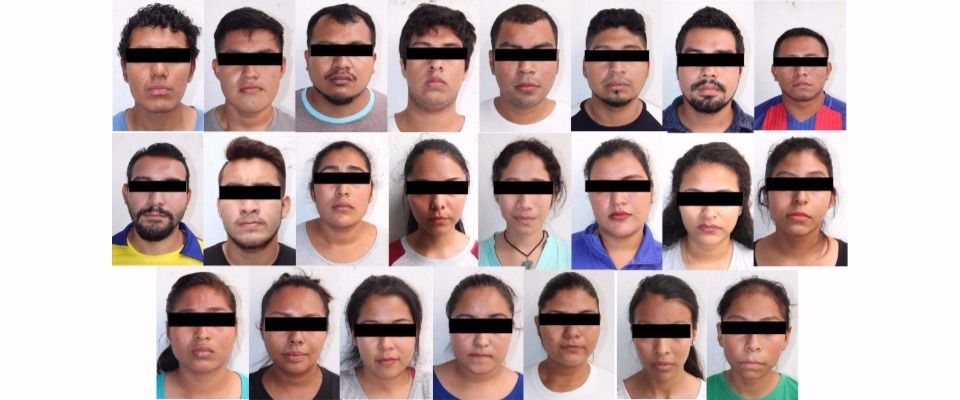 Detienen a 23 normalistas por robar un autobús en Chiapas