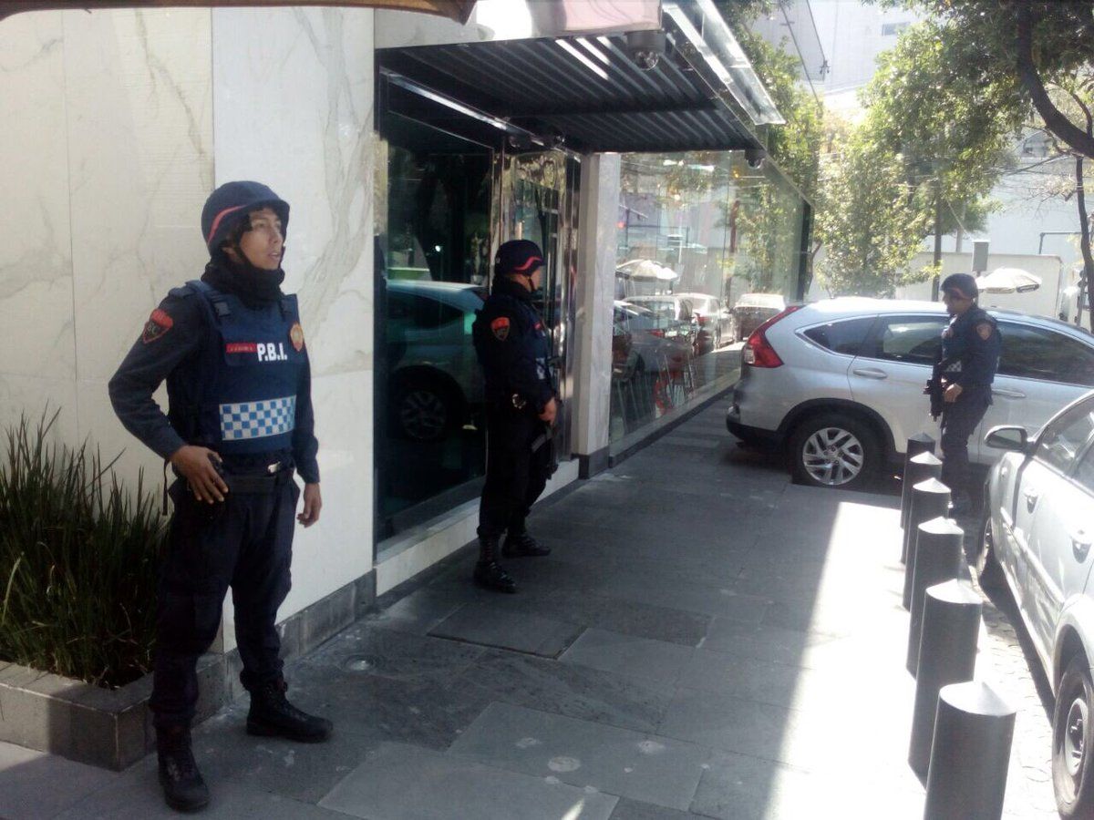 Detienen a tres en Santa Fe durante operativo en el Buen Fin