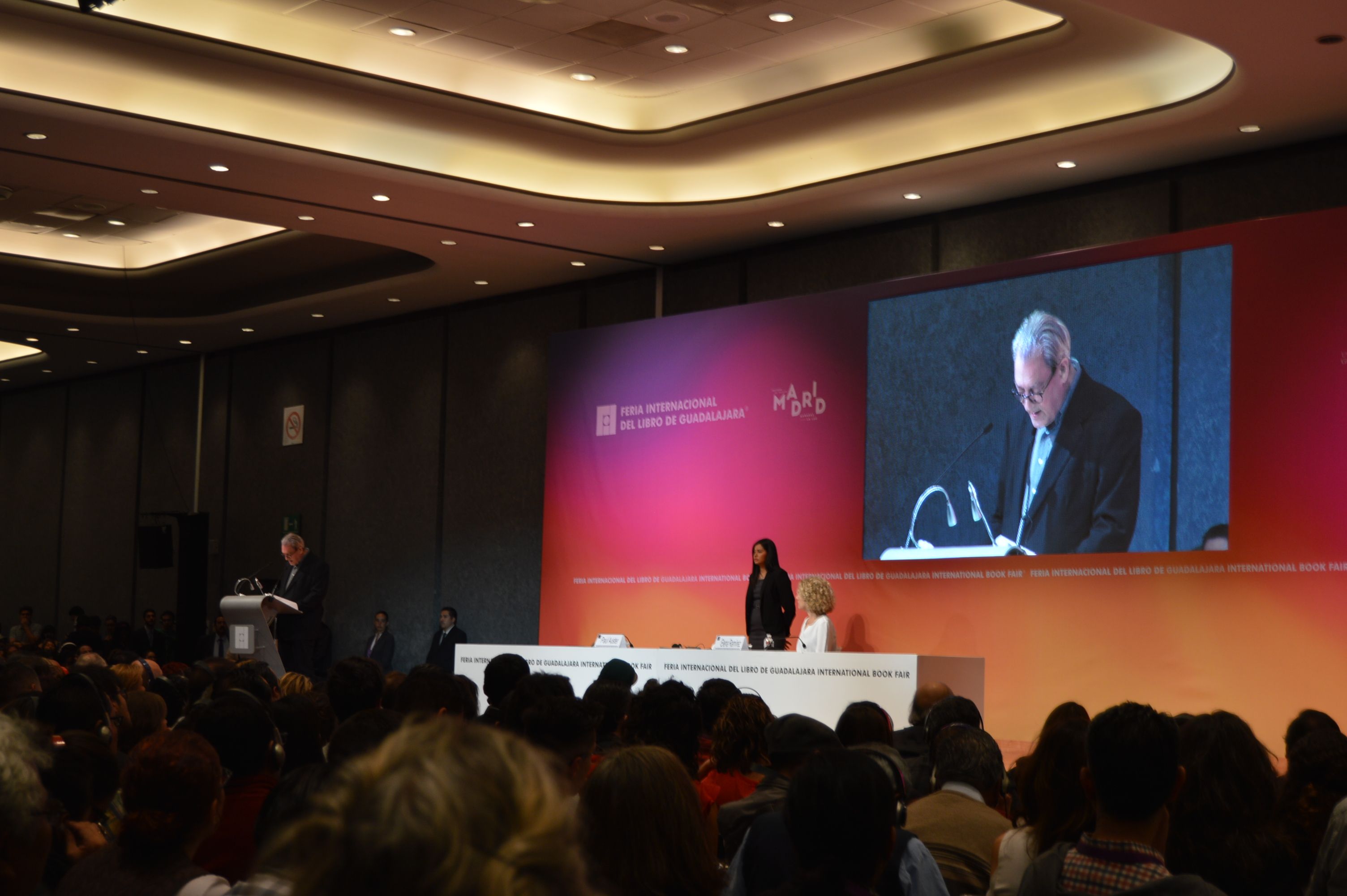 Paul Auster inaugura Salón Literario en la FIL Guadalajara