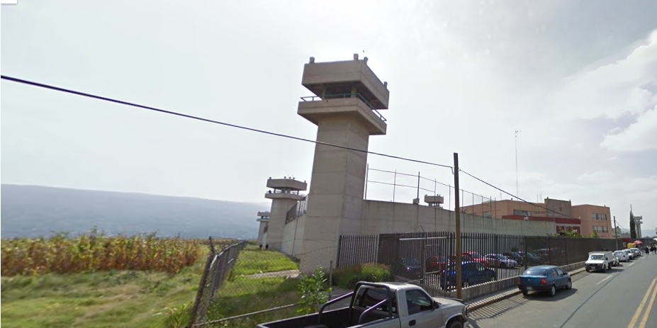 Hallan droga entre utensilios de cocina en Penal de Chalco