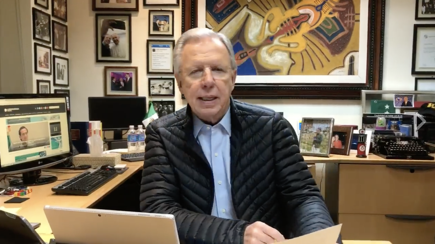 Quitándole la capucha a Meade Quitándole la capucha a Meade