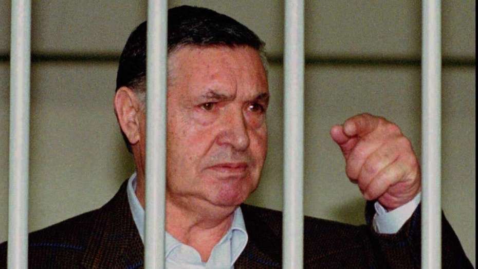 Muere padrino de la mafia siciliana, Toto Riina
