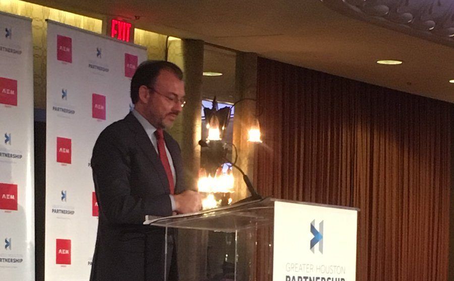 Es momento de dejar a los expertos trabajar en el TLCAN: Videgaray