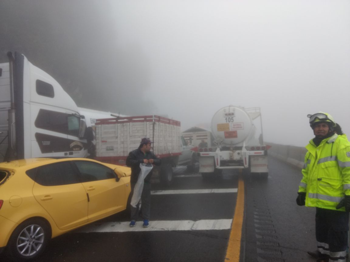 Neblina provoca carambola en la Puebla-Córdoba - accidente-3