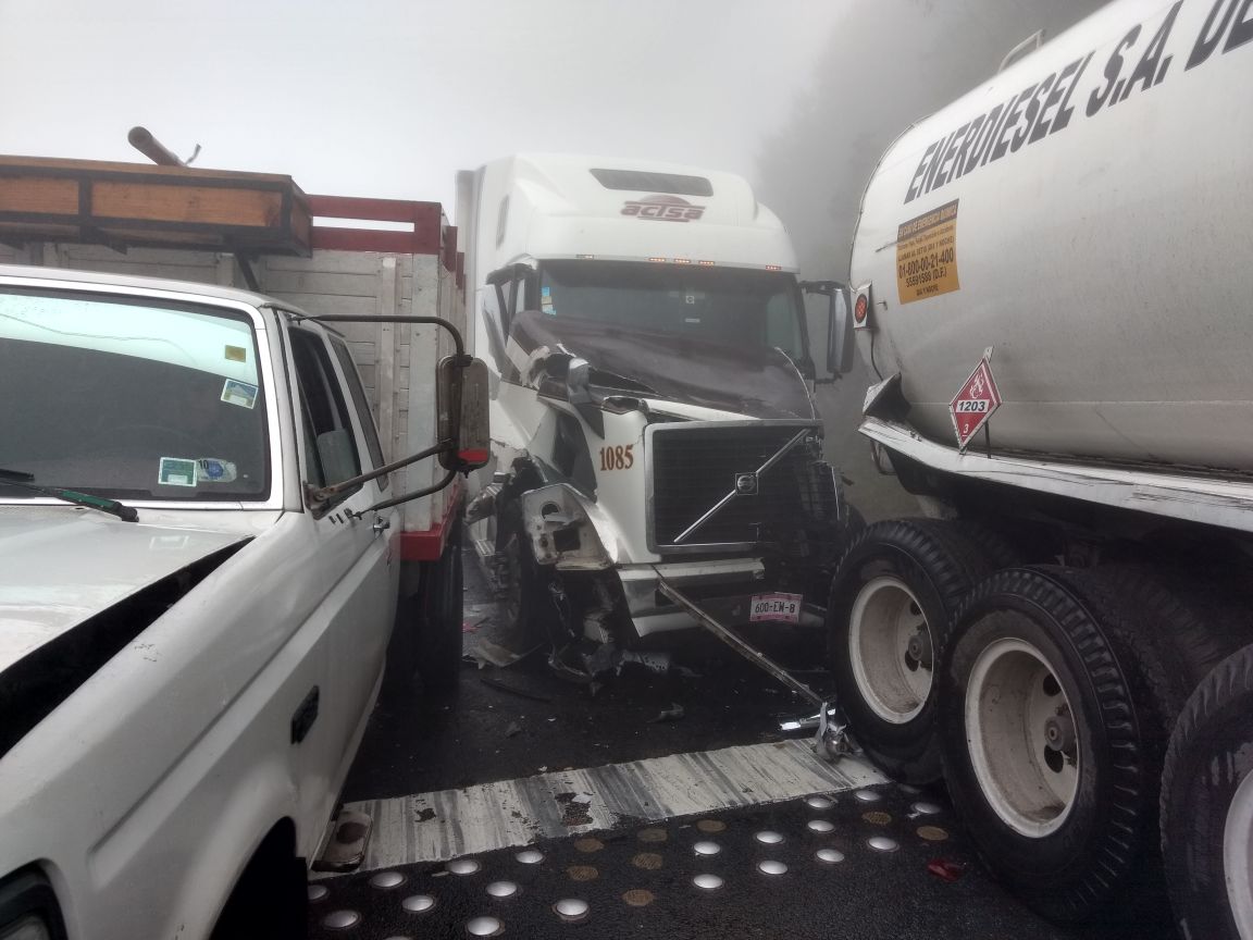 Neblina provoca carambola en la Puebla-Córdoba Neblina provoca carambola en la Puebla-Córdoba