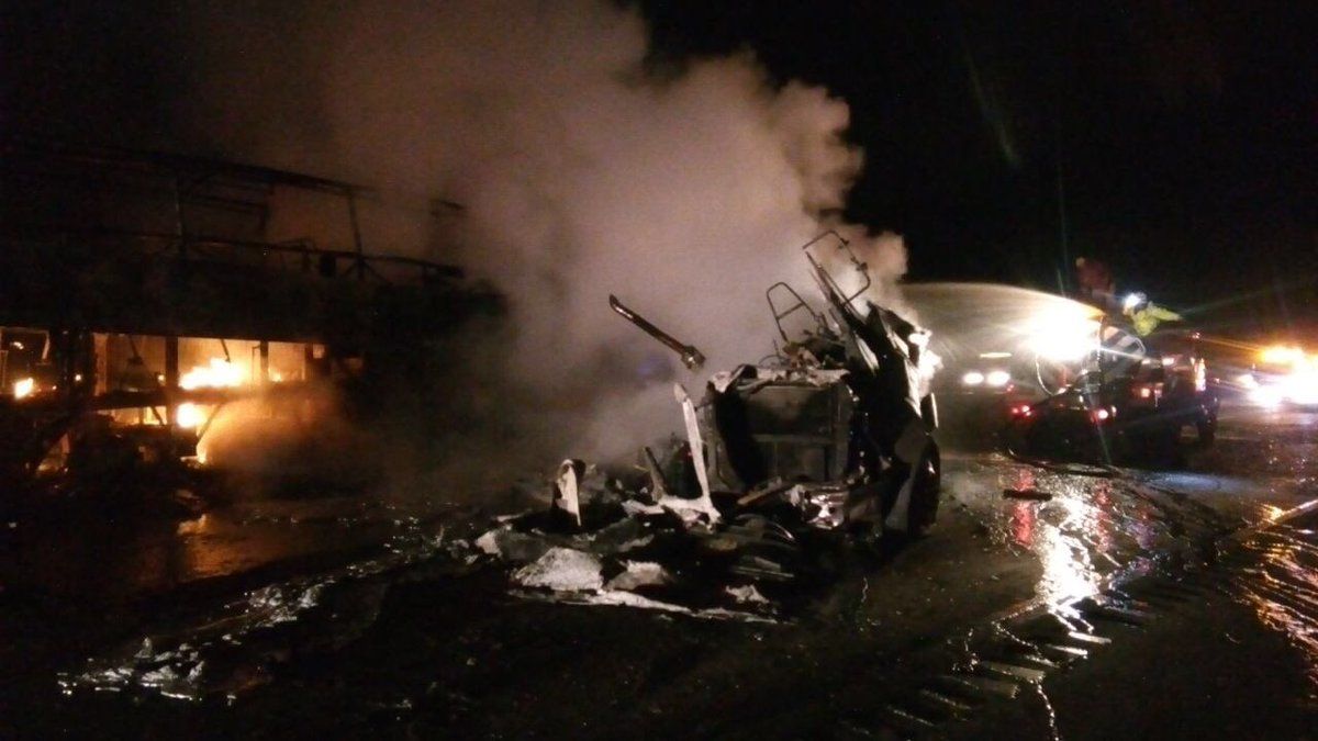 Cierran la Autopista México-Querétaro tras accidente Cierran la Autopista México-Querétaro tras accidente