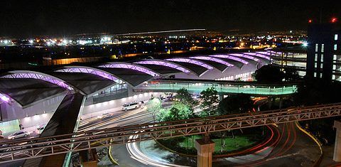 Vinculan a proceso a ocho detenidos en el AICM por transportar droga